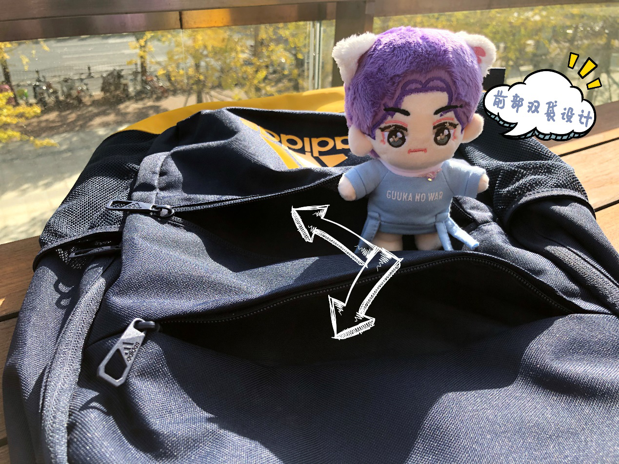 Adidas的学生必buy双肩包：冬天解放双手的秘密