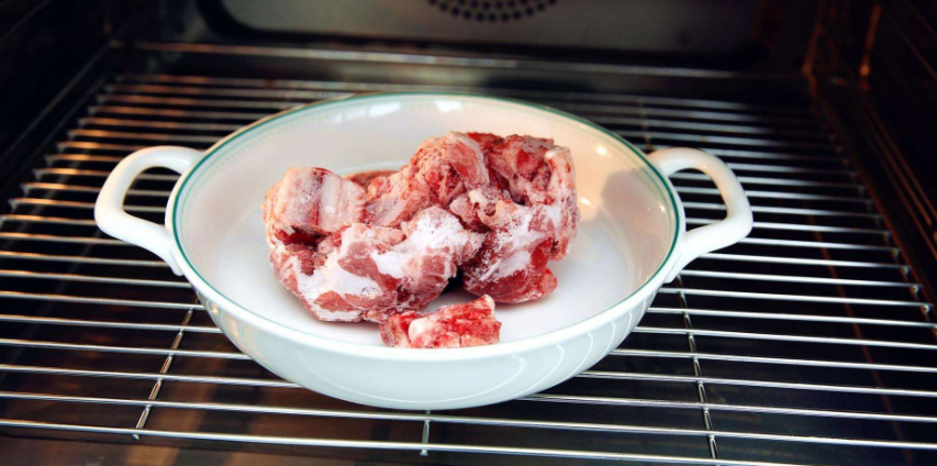 微波炉使用小窍门：照这8个方法操作，微波炉也能成为厨房神器