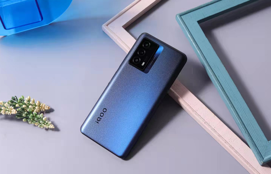 追求一天只充一次电，这3款5000mAh大电池手机，基本都能满足你