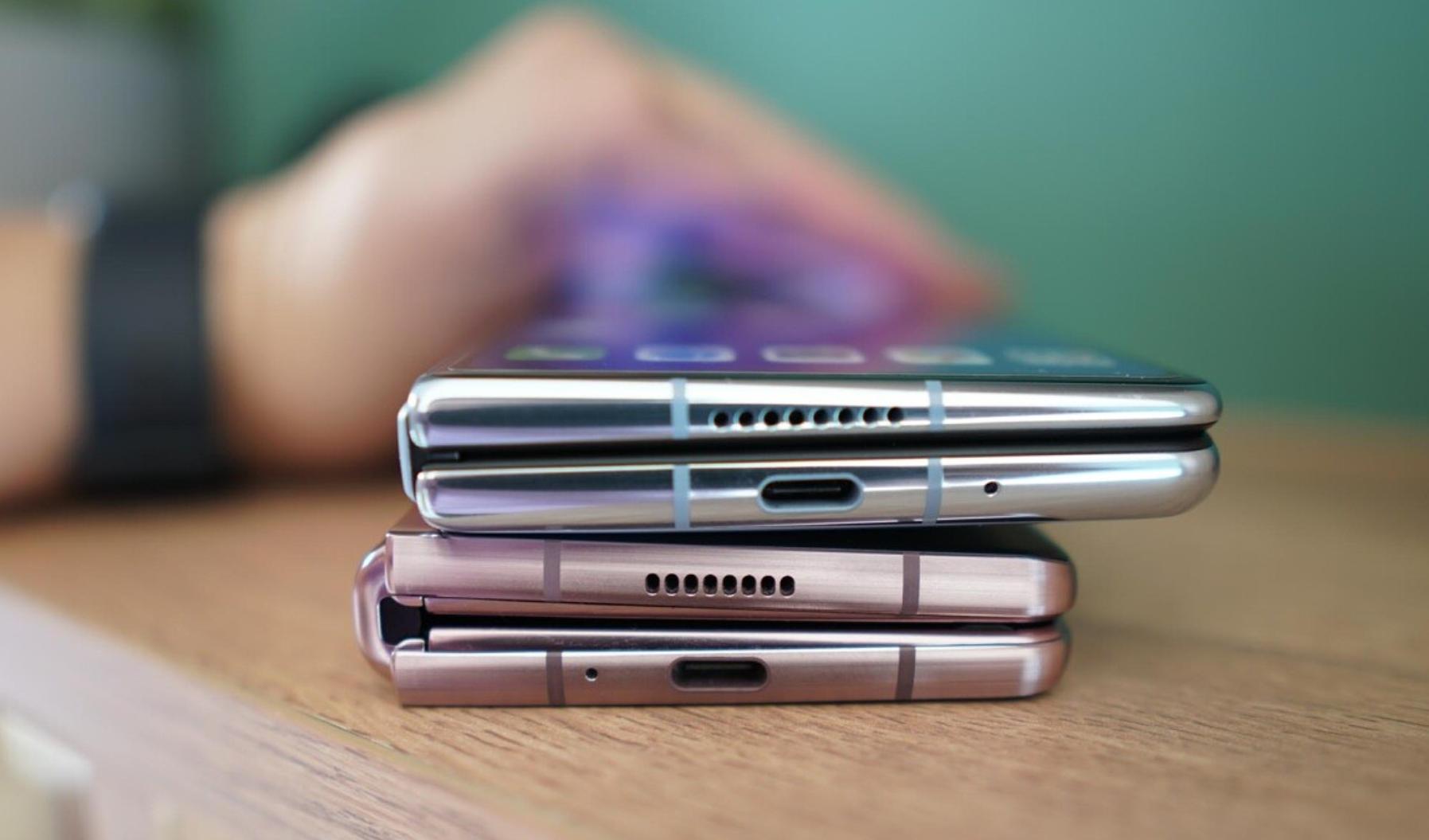 国产最好的4款可折叠手机推荐：未来感十足 性能续航趋于完美