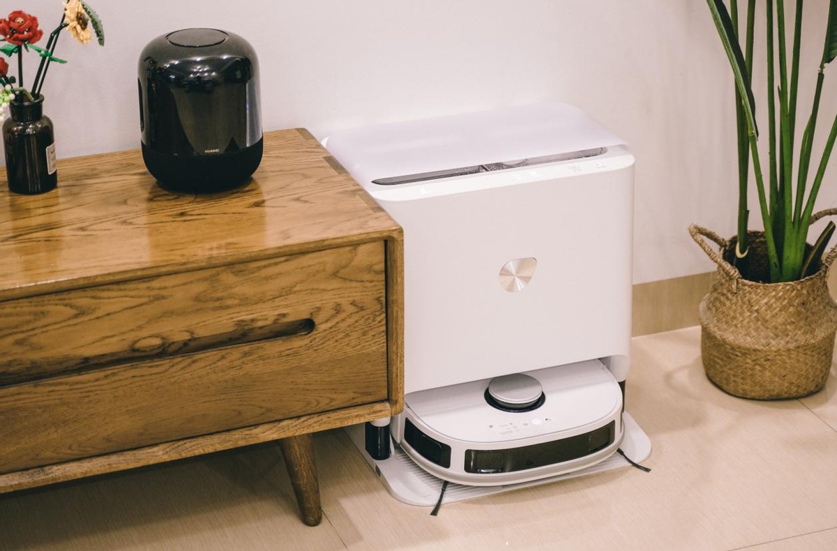 扫拖洗烘，一步到位：美的智能扫拖机器人W11体验