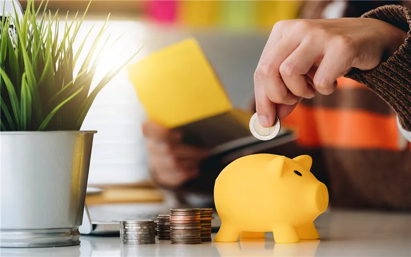 一名普通人，如何做到“钱生钱”呢？其实道理很简单