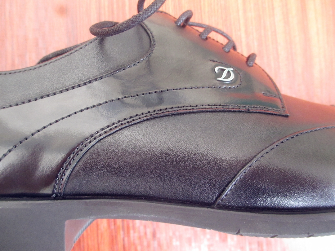 都彭鞋子好不好，法国都彭男士商务布洛克男鞋使用介绍