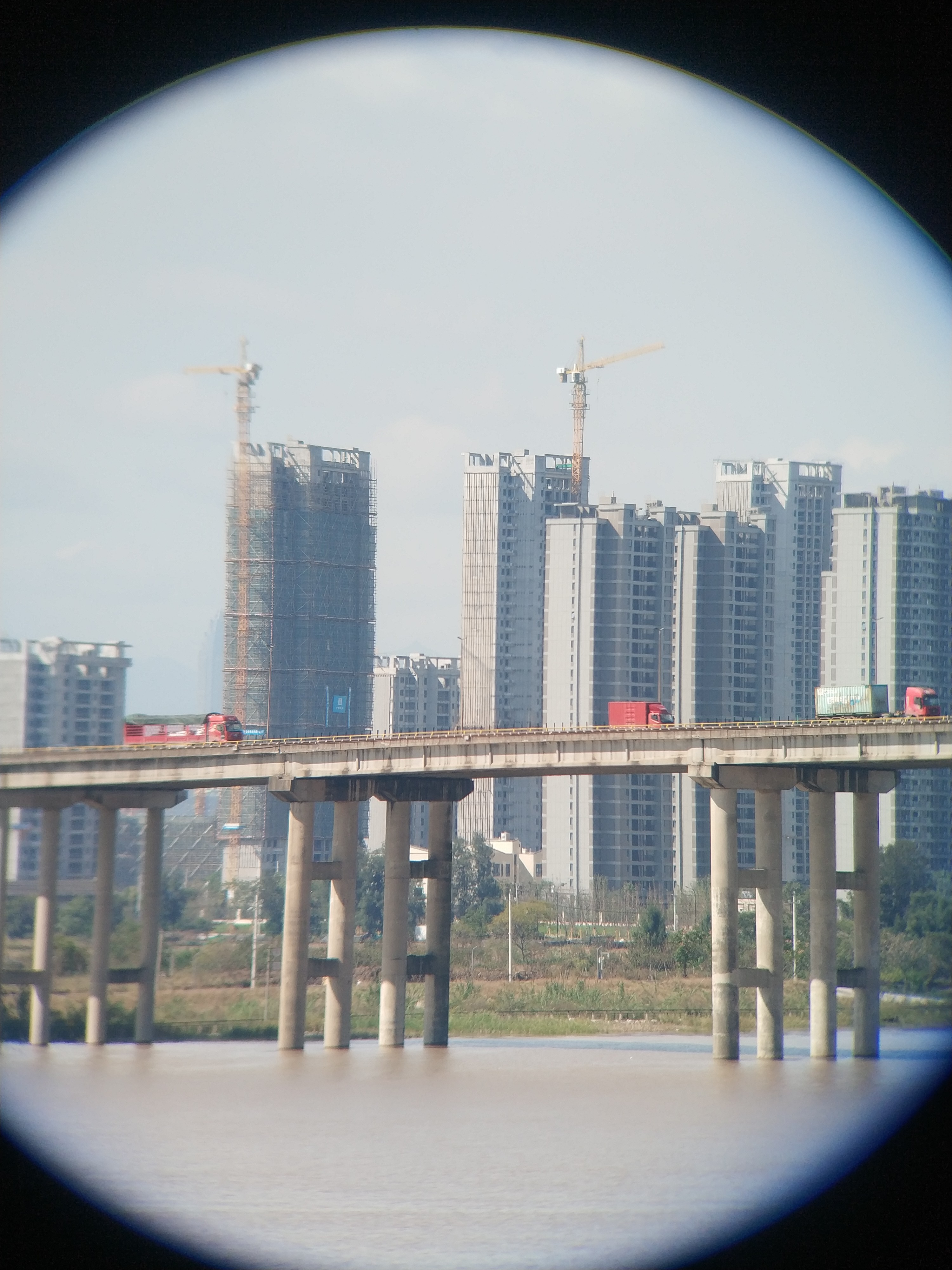 我要在演唱会上找个小蜜蜂：博冠星狼望远镜