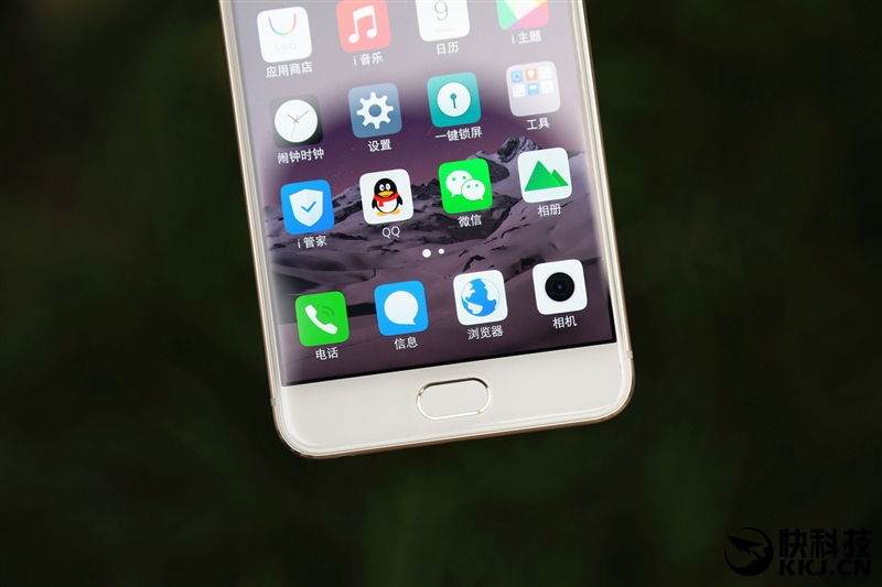 自拍残暴！最火国产智能手机vivo X7深度评测：2498元