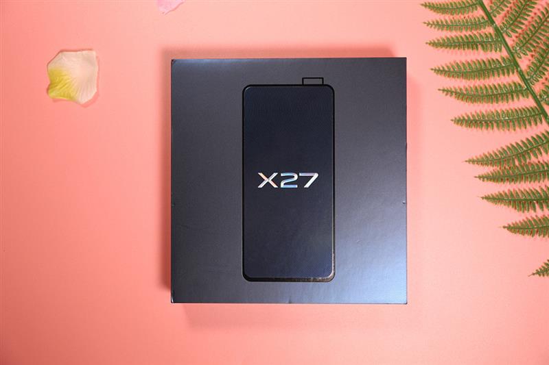 激进的进化者 vivo X27评测：灯效升降、4800万三摄超群