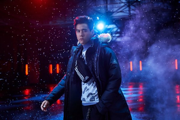 adidas 十一月新款羽绒服来袭，和这个冬天擦出火花