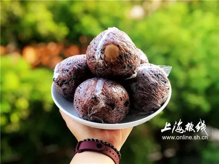 这家店在上海滩开了27年，做到粢饭团届的流量C位，不靠回忆和情怀