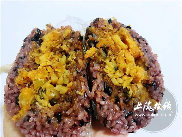 这家店在上海滩开了27年，做到粢饭团届的流量C位，不靠回忆和情怀