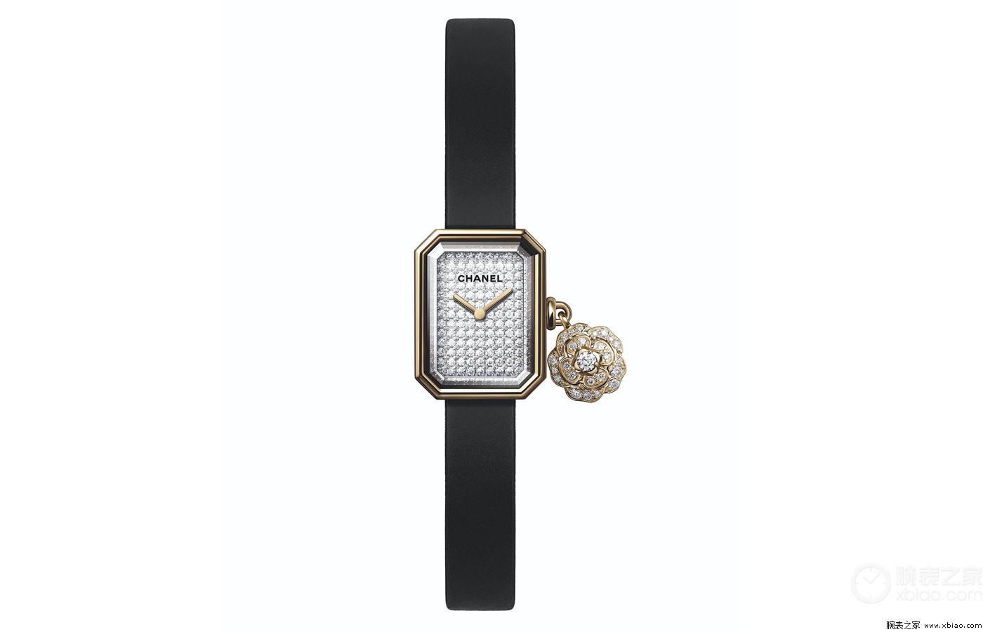 香奈儿推出两款全新Première Extrait de Camélia限量腕表