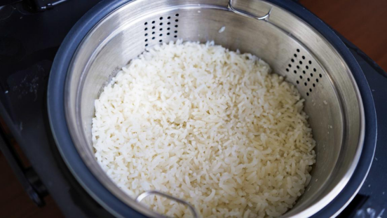 美的IH低糖电饭煲30LH5体验：健康美食，从低糖米饭开始