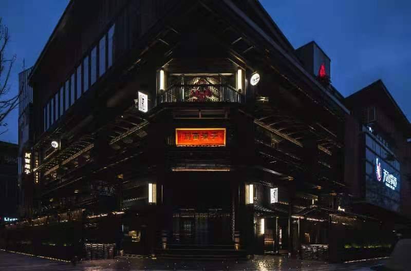 成都知名火锅店的艰难维权路：“川西坝子”2年起诉36家山寨店均获胜诉