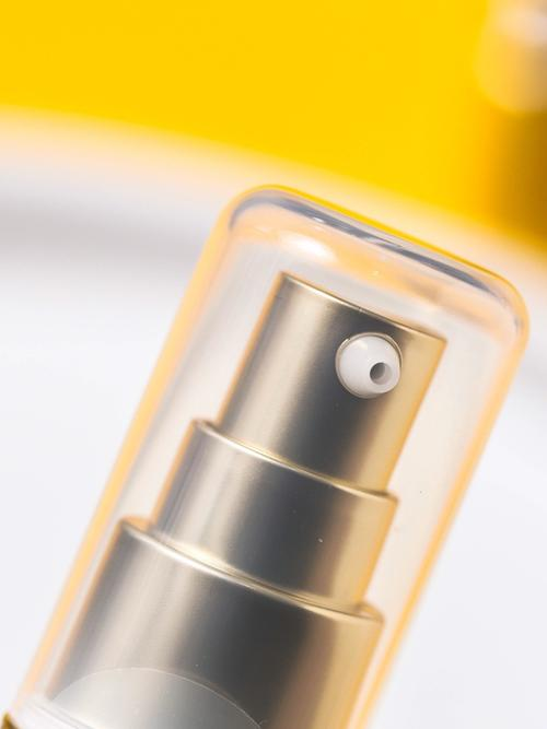 卖爆了的欧莱雅小金管！清爽不油腻，让你狂晒不怕黑