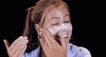 卖爆了的欧莱雅小金管！清爽不油腻，让你狂晒不怕黑