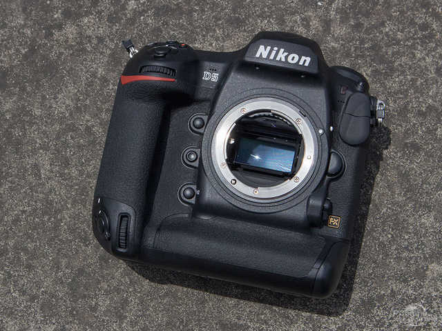 Z 9将至！聊聊尼康历代旗舰单反的升级之路