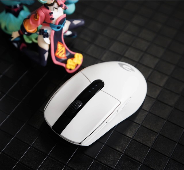 达尔优三模无线充电鼠标A900评测：快充、三模、轻量化 全能型无线鼠标