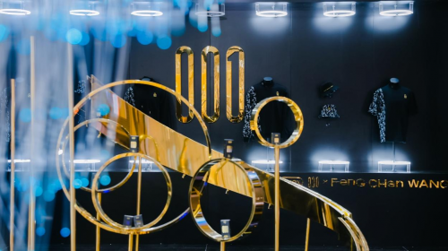 杜蕾斯001倍润装上市 跨界快闪联名周边引关注