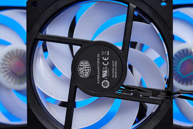 酷冷至尊炎神P360评测：i9-12900K火力全开的制胜秘诀