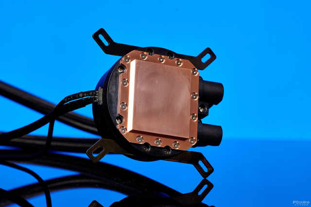 酷冷至尊炎神P360评测：i9-12900K火力全开的制胜秘诀