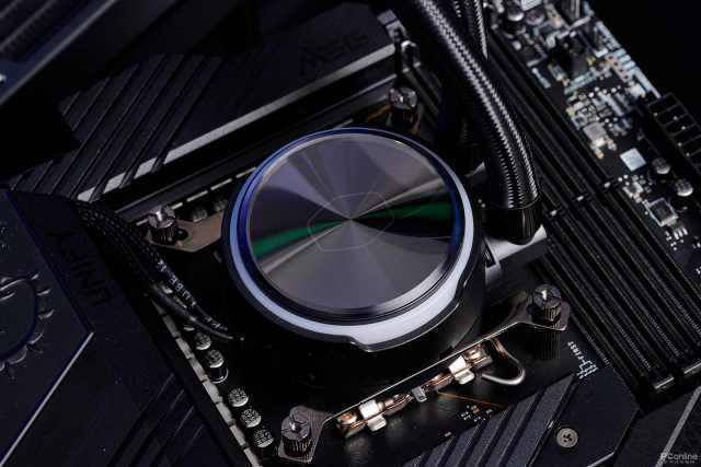 酷冷至尊炎神P360评测：i9-12900K火力全开的制胜秘诀