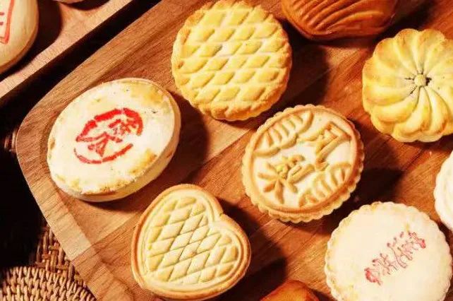 有颜有料的稻香村，咬一口酥脆鲜香~18种口味任选，礼盒装自用送人都超值