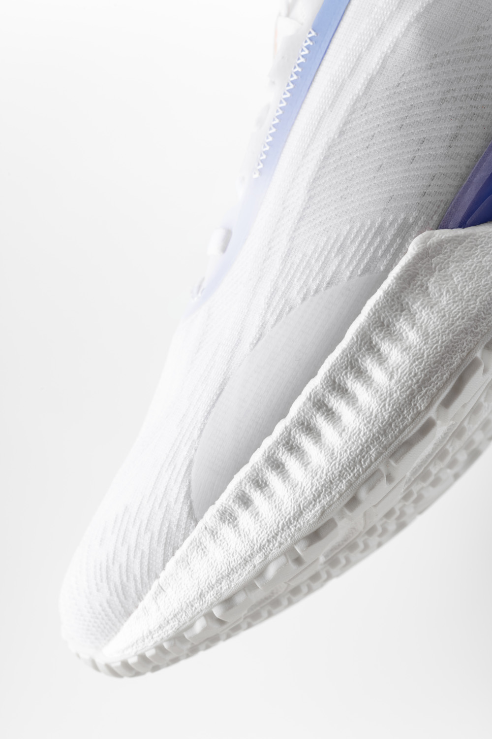 更轻更弹还耐脏！火了一年的李宁超轻跑鞋又升级了