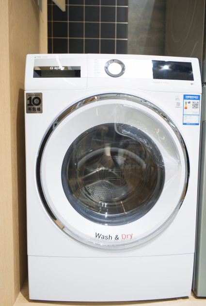 博世净痕系列12kg/8kg洗干一体机体验：超大洗烘容量，一家人健康无忧