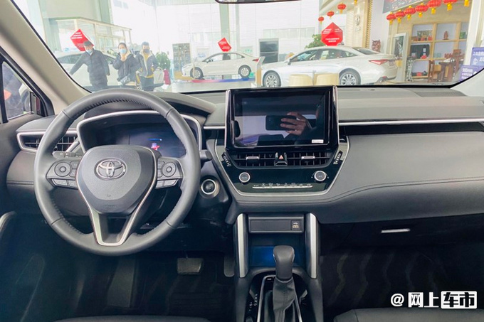 神车丰田卡罗拉出SUV了！12.98万起，尺寸超本田缤智，你看好吗