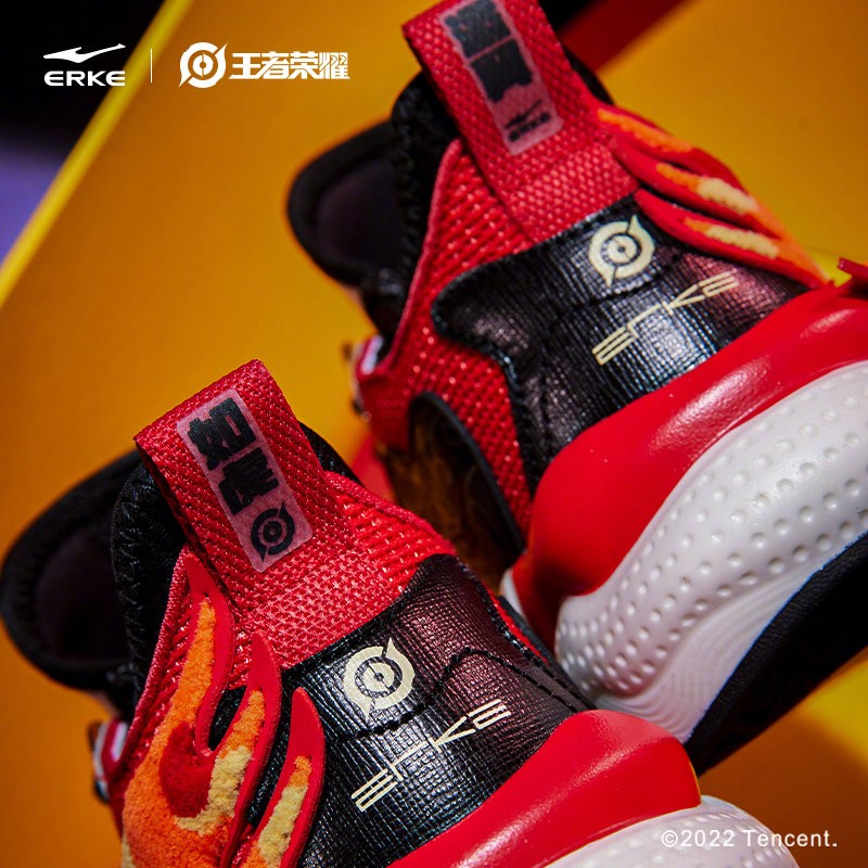鸿星尔克 x 王者荣耀虎年限定国风老爹鞋正式公布 售价499元