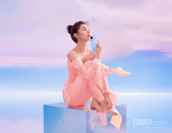 小米Civi今晚0点起正式降价300元 骁龙778G售2299起