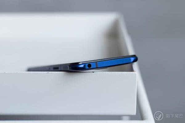 红魔手机 7 体验：这才是游戏手机该有的样子