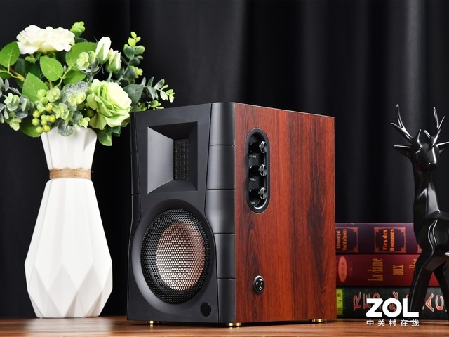 双声道260W太震撼 惠威D200为何能让一众烧友拍手叫绝？