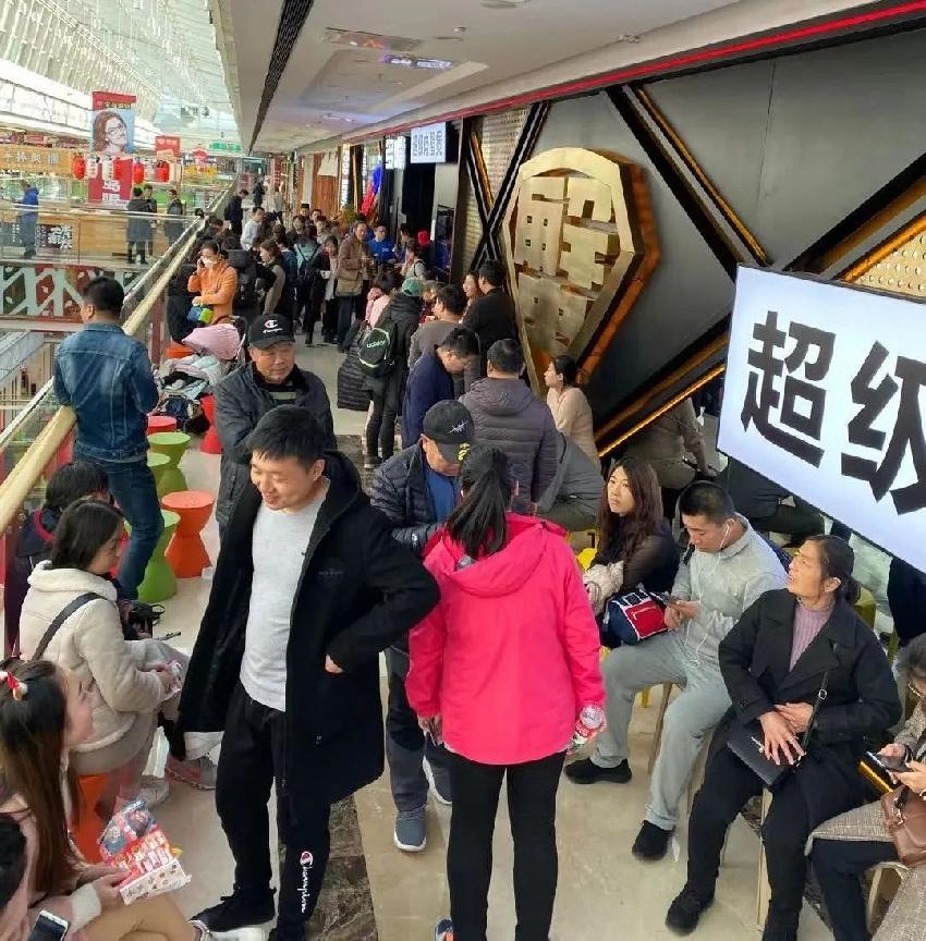 6年开出400多家门店，这个肉蟹煲品牌究竟有啥过人之处？