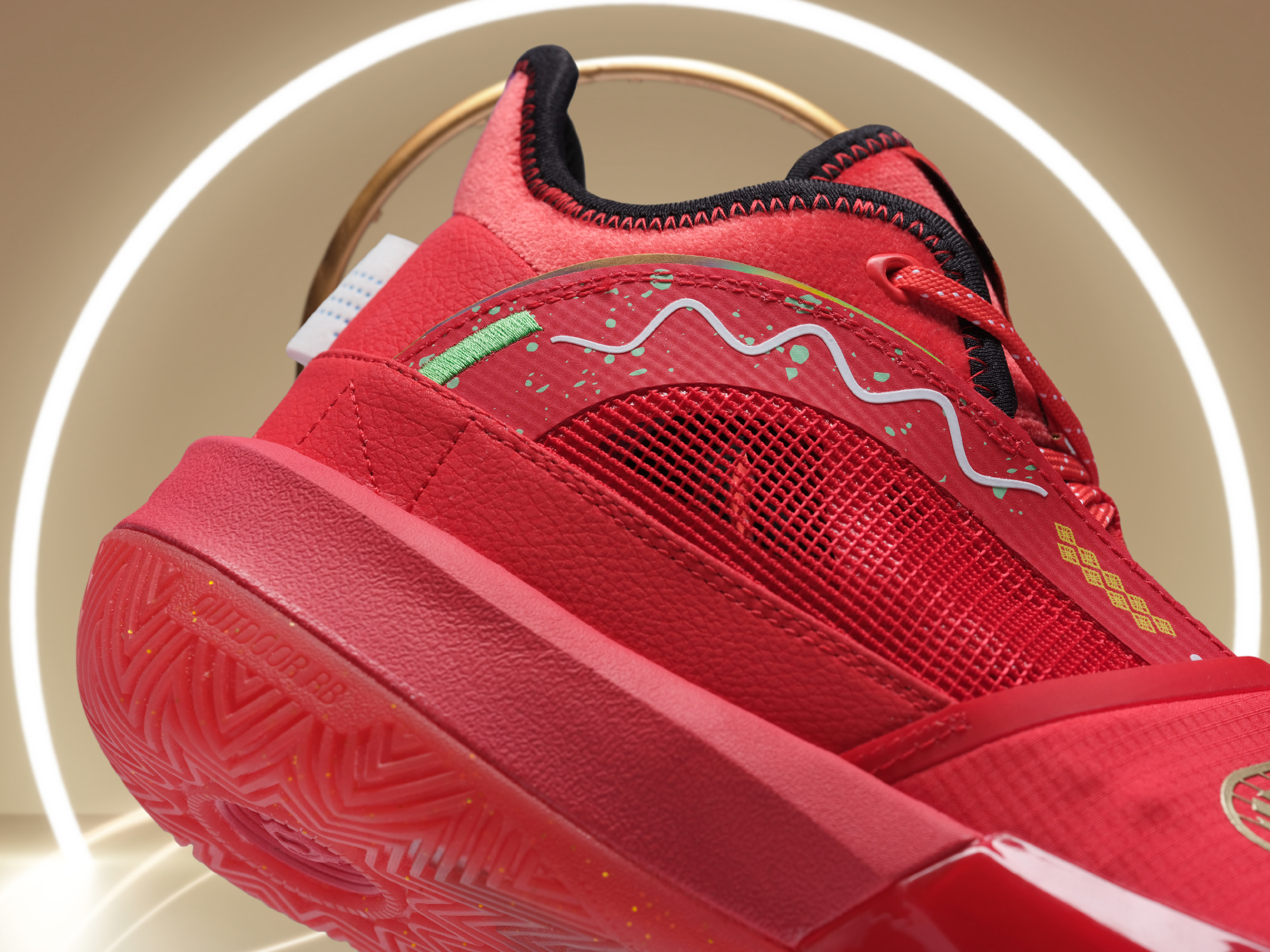 新品！李宁新板鞋好帅，匹克大三角好喜庆，安踏新科技超越李宁？