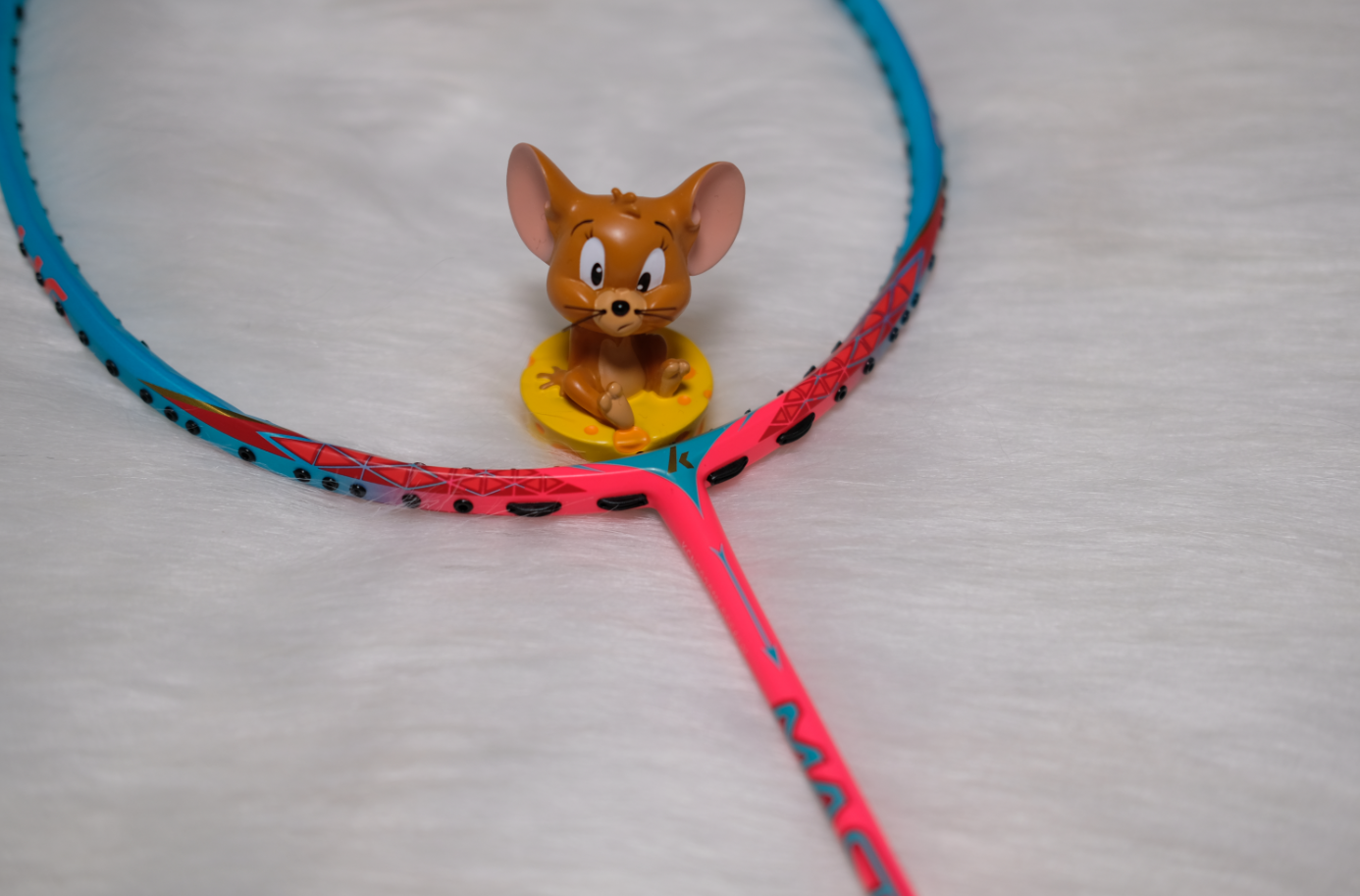 自媒体飞云零狼：川崎选手级羽毛球拍大师900的评测（授权发表）