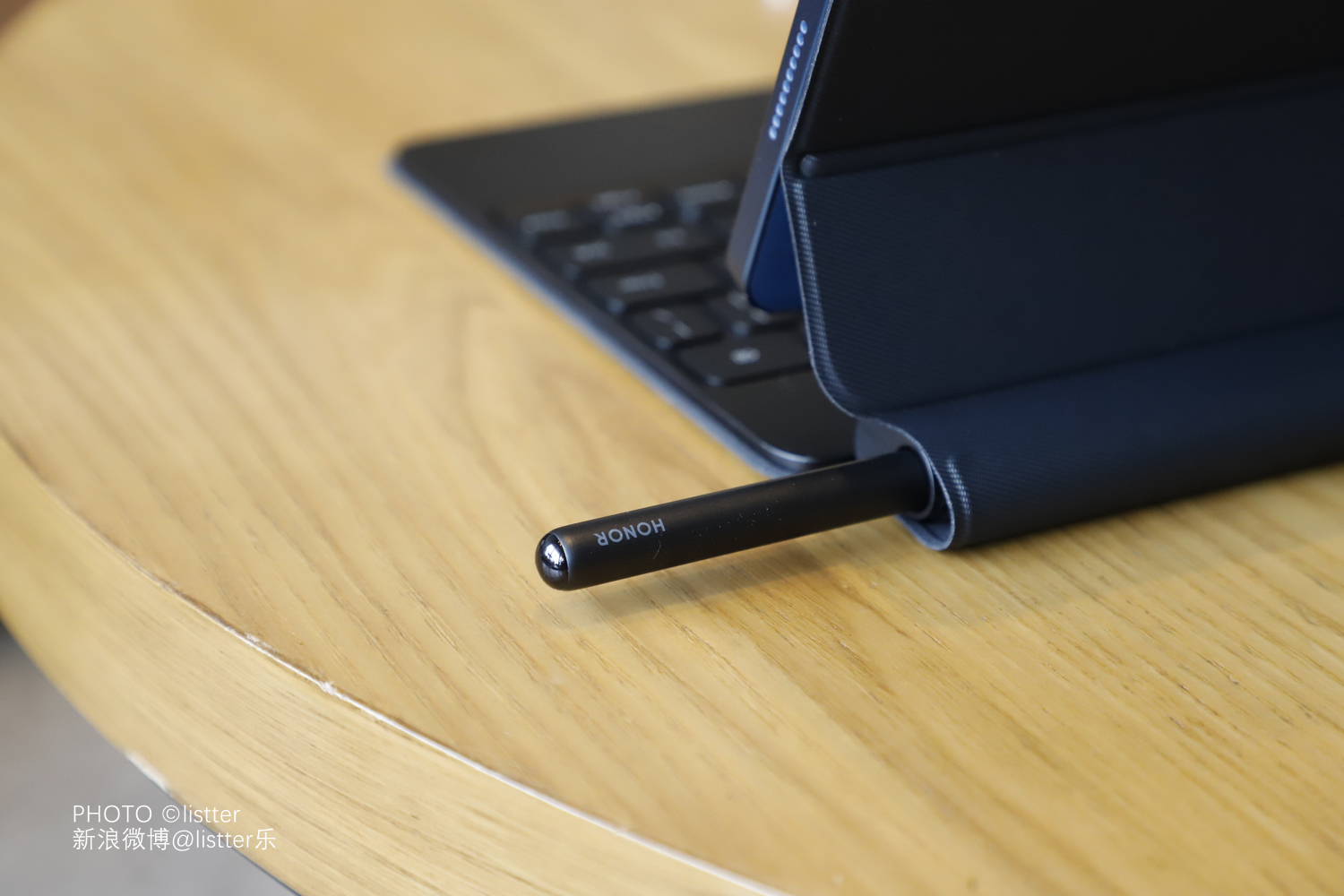 荣耀平板V7 Pro上手：易用性极佳的商务创造力工具