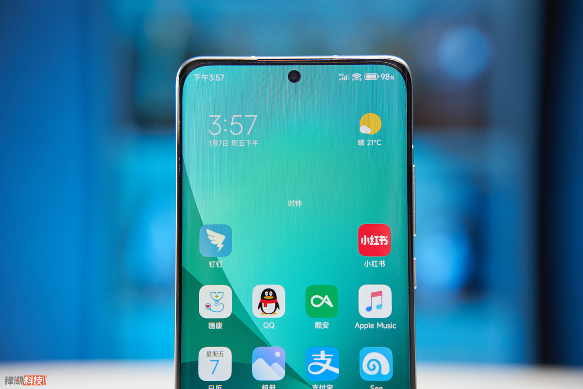 离真正的高端旗舰仅一步之遥，小米12上手评测