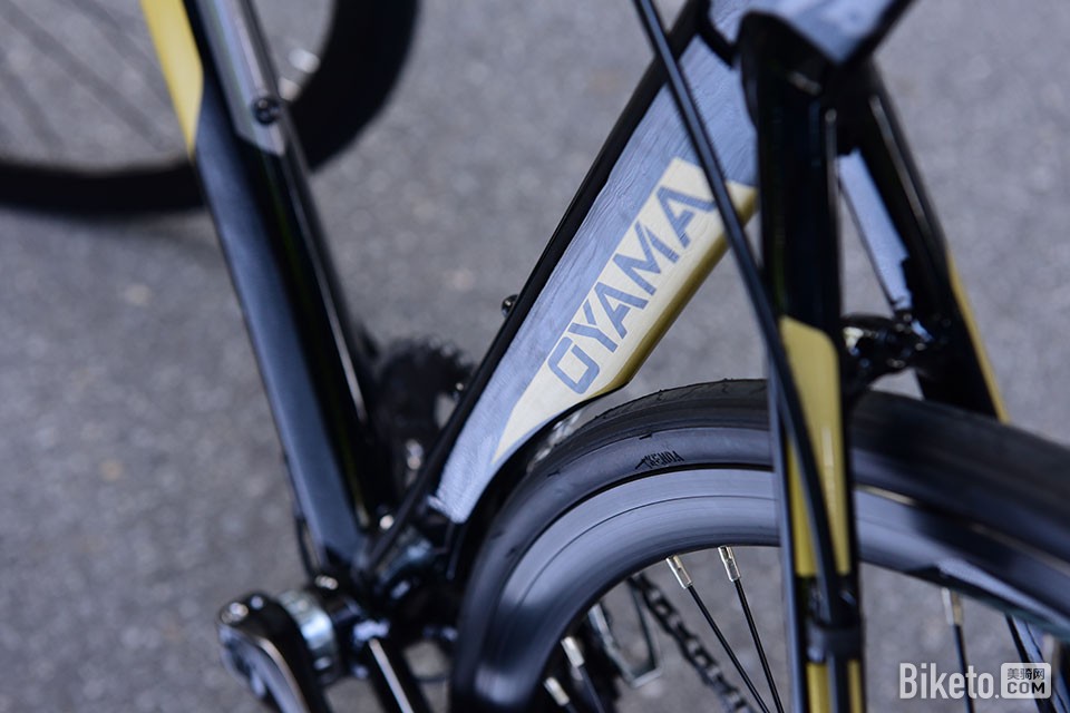 动感新主张 欧亚马SPARK ADV2评测