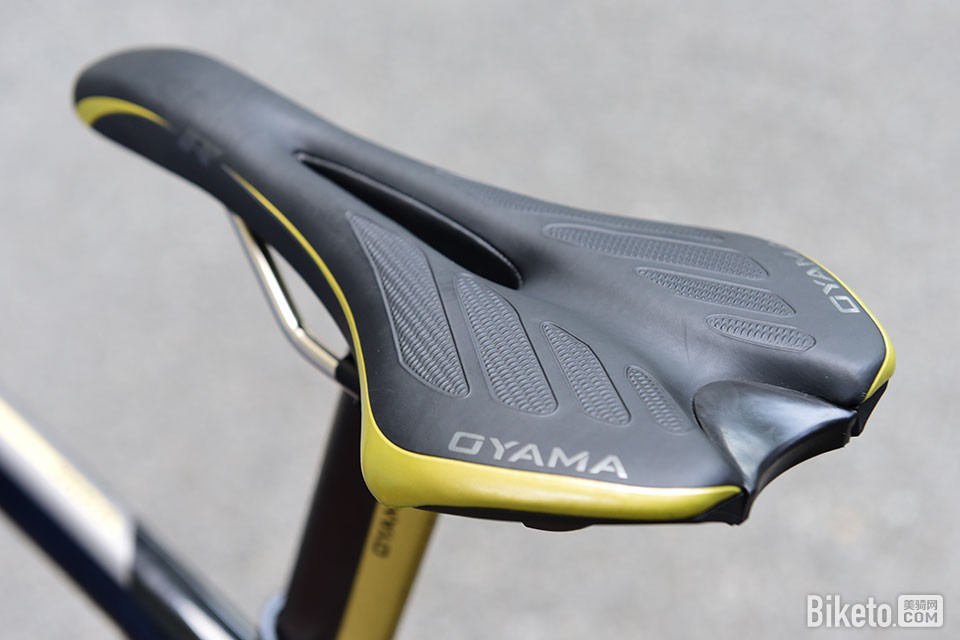 动感新主张 欧亚马SPARK ADV2评测