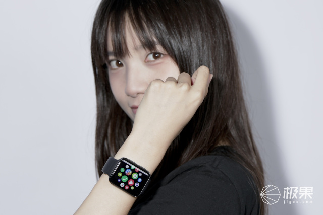 OPPO Watch2上手：全智能手表也有超长续航！双擎混动+魔改安卓