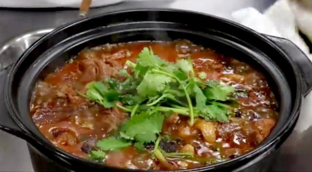 鸡煲煲一年开上百家，开半年歇业2／3，小哥：配方已公开