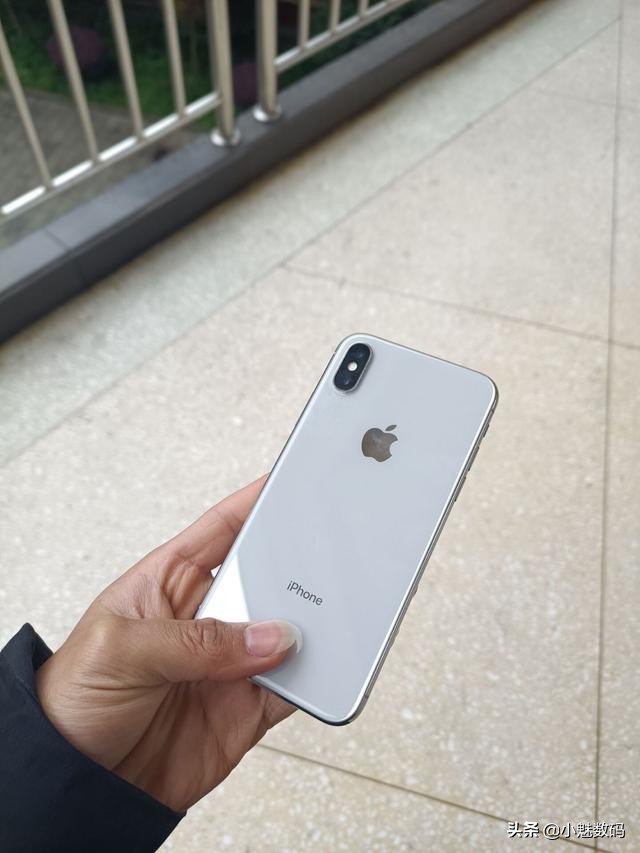iPhone X深度评测，四年前的iPhone机型表现如何？