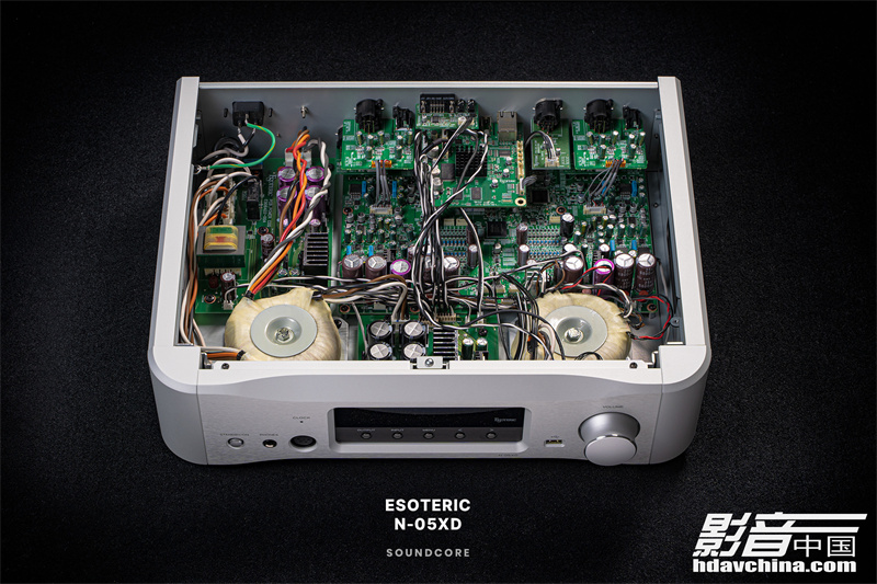 Esoteric目前唯一一台提供耳机口的流媒体播放机