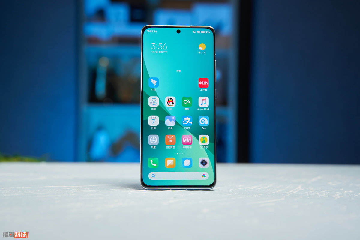 离真正的高端旗舰仅一步之遥，小米12上手评测