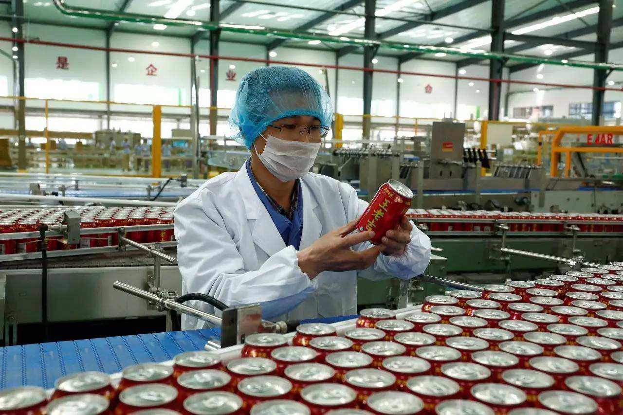 3天销量突破10万单，王老吉新品定价超原版3倍，收入曾1年跌26亿