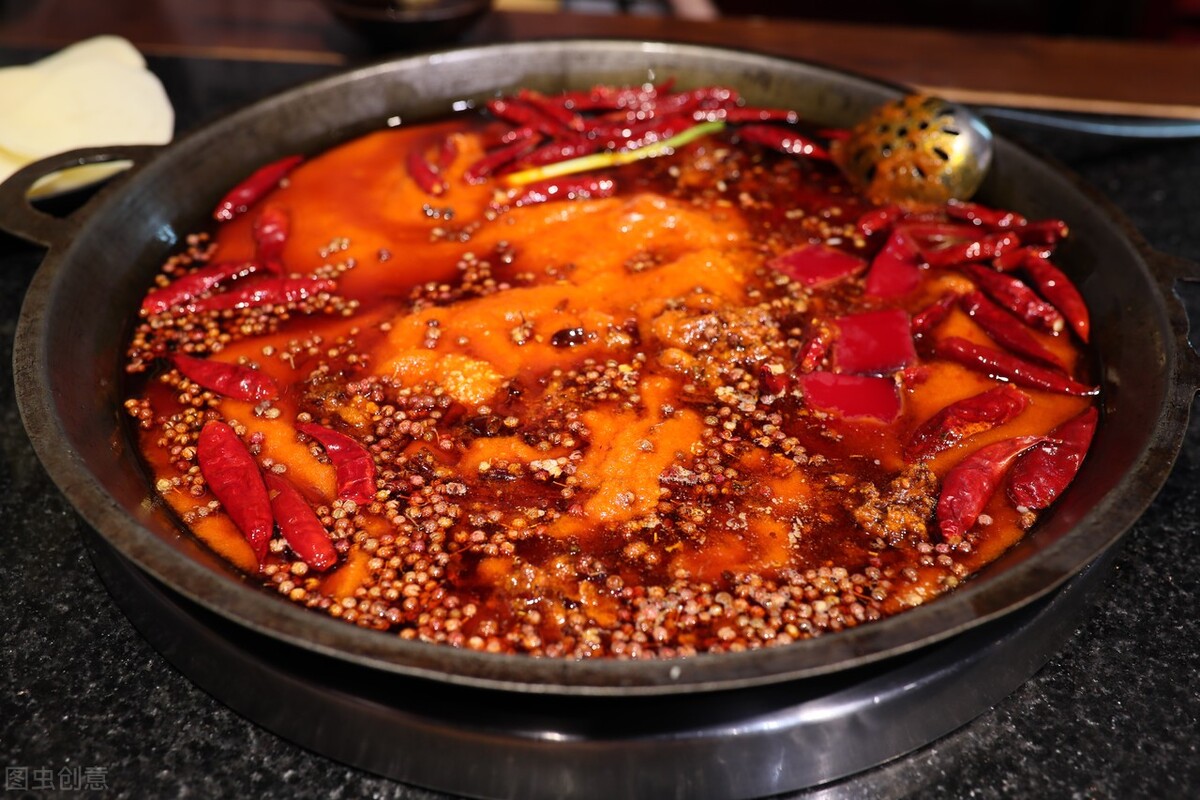 火锅工厂剖析重庆火锅的千变万化风格多样麻辣味浓