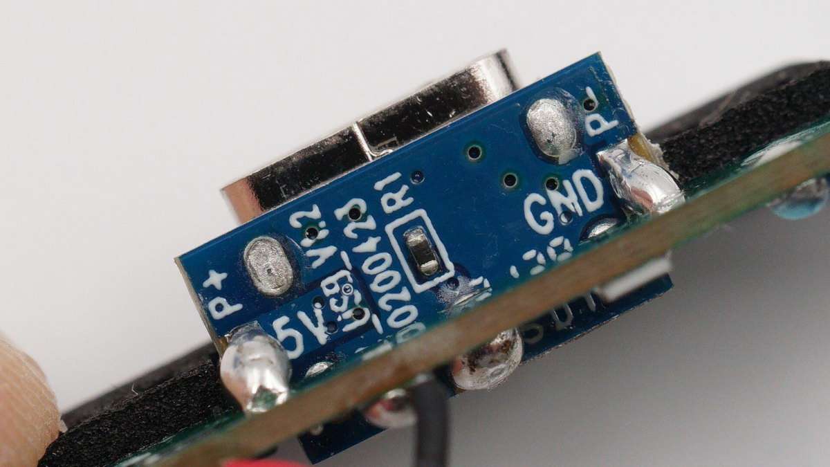 拆解报告：Motorola摩托罗拉 MOTO BUDS 120真无线耳机