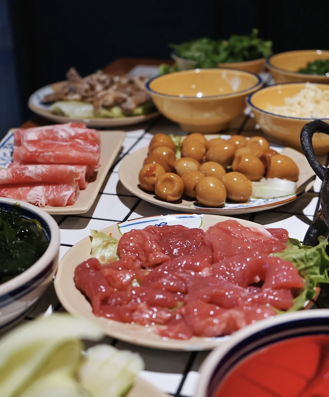 重庆美食，洪崖洞旁热榜NO.1的老火锅，重庆排名第一的火锅