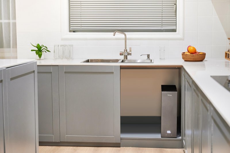 美的净水器产品怎么样？健康用水新主张，净饮热水一机享，质量佳