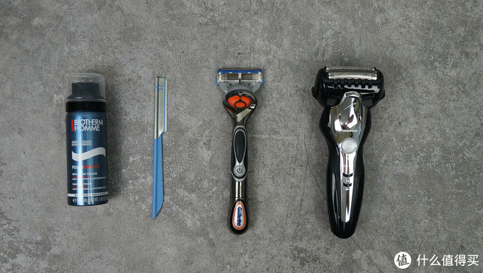 今年34岁，是我用过的体验最好的电动剃须刀--松下朗达系列体验